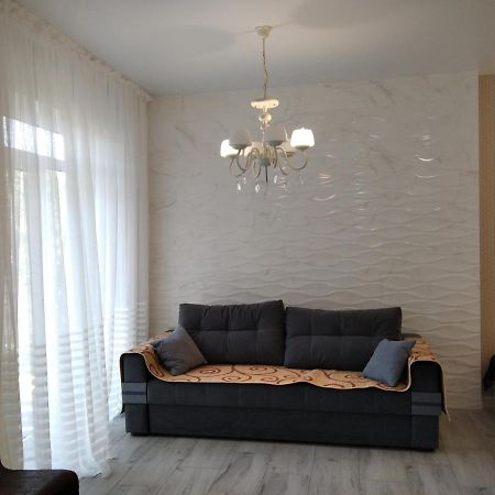 Ferienwohnung Korfu Next To The Beach And Sea Odessa Exterior foto