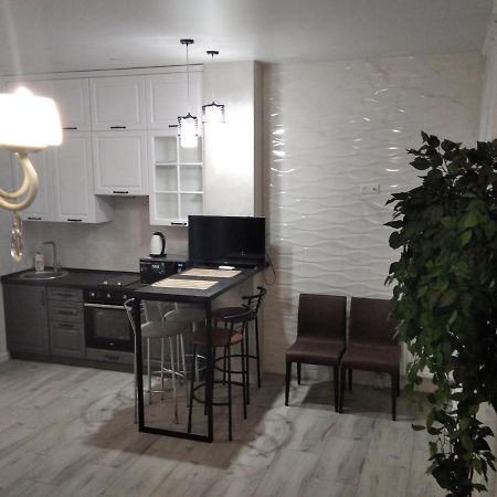 Ferienwohnung Korfu Next To The Beach And Sea Odessa Exterior foto