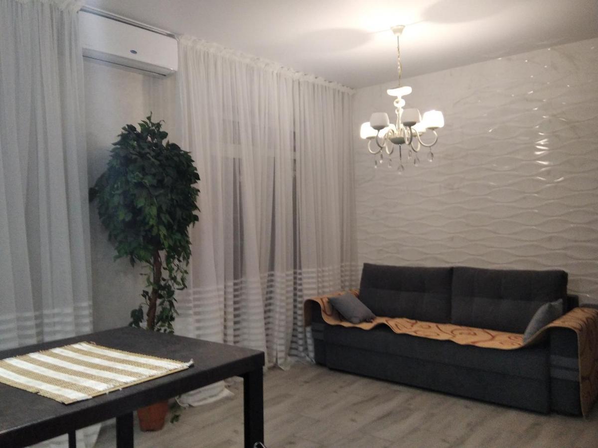 Ferienwohnung Korfu Next To The Beach And Sea Odessa Exterior foto